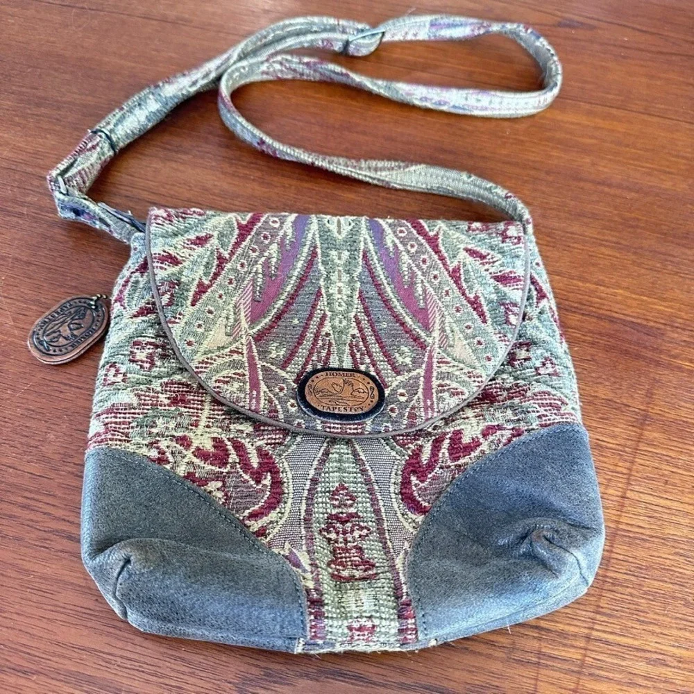 Alaskan Tapestry bag 8.5